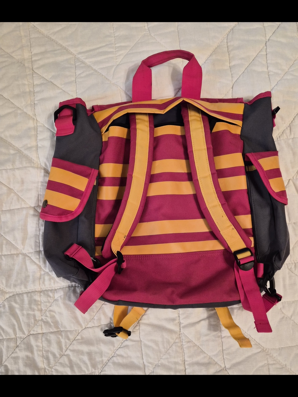 Harry Potter by Bioworld -Hogwarts Backpack/Knapsack - Picture 2 of 13